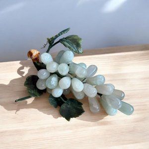 Alabaster Grape Cluster Green Italy w Leave and Wrapped Stem